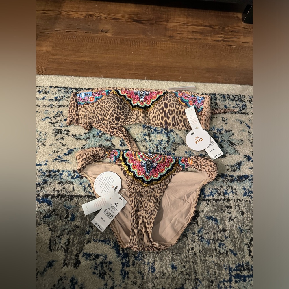 PQ swimwear size M bikini new with tags